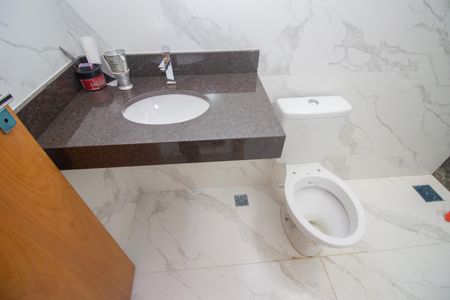 Casa à venda com 120m², 3 quartos e 3 vagasBanheiro Social