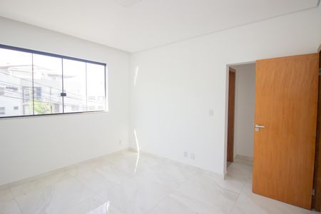 Casa à venda com 120m², 3 quartos e 3 vagasQuarto Suíte