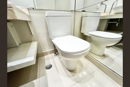 Apartamento à venda com 65m², 2 quartos e 1 vagaBanheiro