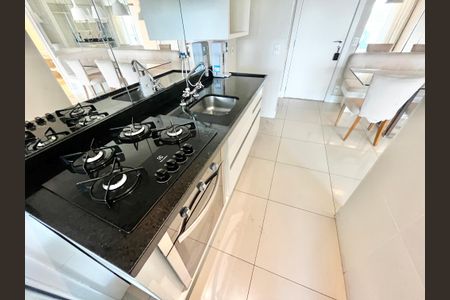 Apartamento à venda com 65m², 2 quartos e 1 vagaCozinha