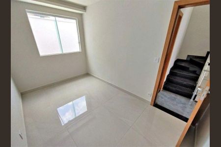 Casa para alugar com 105m², 3 quartos e 3 vagas Casa para alugar com 105m², 3 quartos e 3 vagasQuarto