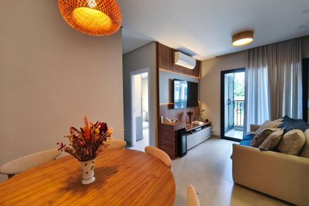 Sala de apartamento à venda com 2 quartos, 68m² em Swiss Park, Campinas