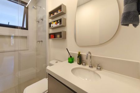 Apartamento à venda com 68m², 2 quartos e 2 vagasBanheiro Social