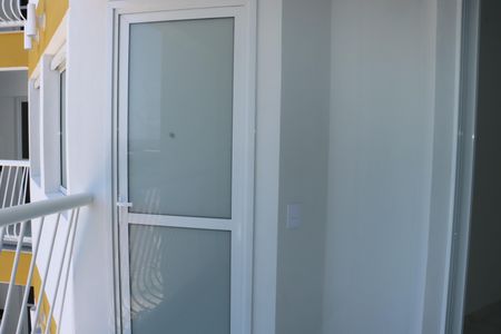 Apartamento para alugar com 85m², 2 quartos e 1 vagaVaranda