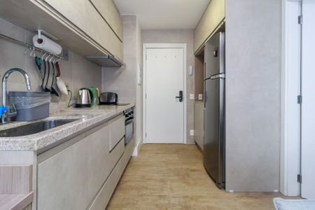 Cozinha de apartamento para alugar com 1 quarto, 36m² em Campo Belo, São Paulo