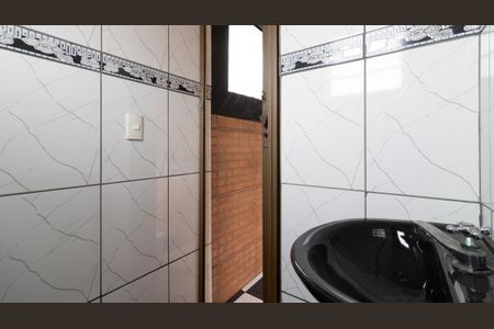 Casa para alugar com 227m², 4 quartos e 2 vagasBanheiro de Serviço