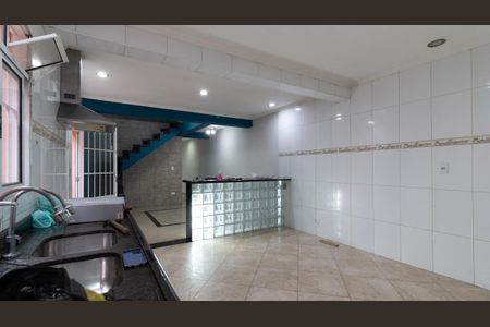 Casa para alugar com 227m², 4 quartos e 2 vagasCozinha