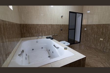 Casa para alugar com 227m², 4 quartos e 2 vagasBanheiro da Suíte 1