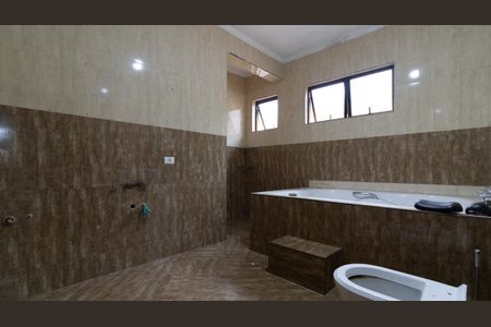 Casa para alugar com 227m², 4 quartos e 2 vagasBanheiro da Suíte 1