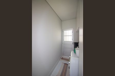 Casa à venda com 190m², 4 quartos e 2 vagas Casa à venda com 190m², 4 quartos e 2 vagasÁrea de Serviço