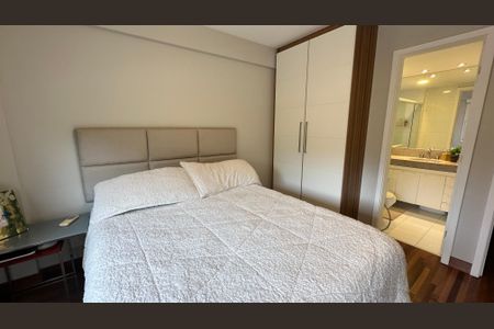 Casa de condomínio à venda com 400m², 4 quartos e 2 vagasQuarto 2