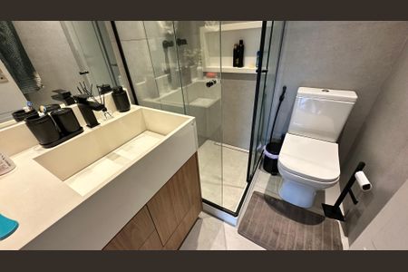 Casa de condomínio à venda com 400m², 4 quartos e 2 vagasBanheiro quarto 3