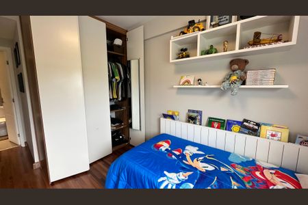 Casa de condomínio à venda com 400m², 4 quartos e 2 vagasQuarto 3