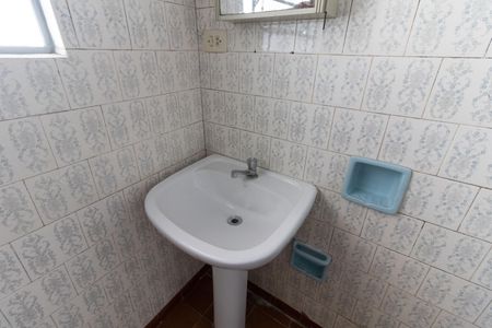 Casa à venda com 200m², 1 quarto e sem vagaBanheiro 