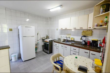 Apartamento à venda com 120m², 3 quartos e 1 vaga Apartamento à venda com 120m², 3 quartos e 1 vagaCozinha