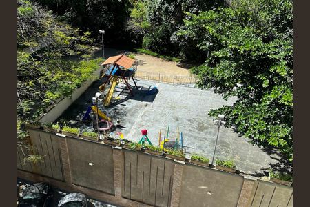 Apartamento à venda com 120m², 3 quartos e 1 vaga Apartamento à venda com 120m², 3 quartos e 1 vagaÁrea comum