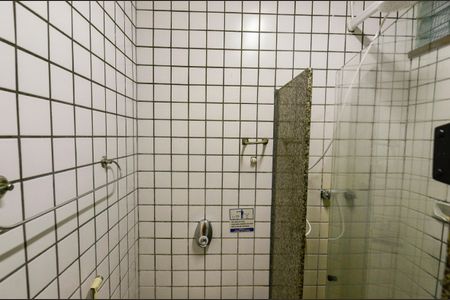 Apartamento à venda com 120m², 3 quartos e 1 vaga Apartamento à venda com 120m², 3 quartos e 1 vagaBanheiro Social