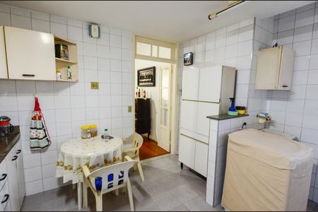 Apartamento à venda com 120m², 3 quartos e 1 vaga Apartamento à venda com 120m², 3 quartos e 1 vagaCozinha