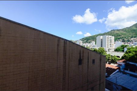 Apartamento à venda com 120m², 3 quartos e 1 vaga Apartamento à venda com 120m², 3 quartos e 1 vagaSuíte