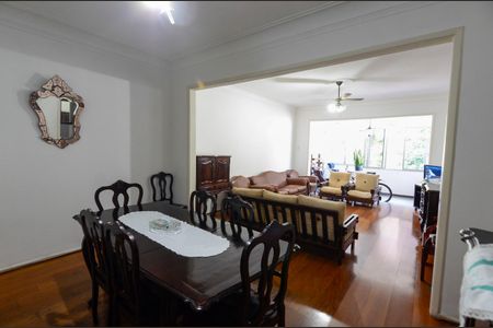Apartamento à venda com 120m², 3 quartos e 1 vaga Apartamento à venda com 120m², 3 quartos e 1 vagaSala