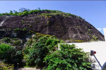 Apartamento à venda com 120m², 3 quartos e 1 vaga Apartamento à venda com 120m², 3 quartos e 1 vagaSala