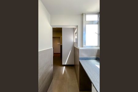 Apartamento à venda com 72m², 2 quartos e 1 vagaÁrea de Serviço