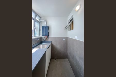 Apartamento à venda com 72m², 2 quartos e 1 vagaÁrea de Serviço