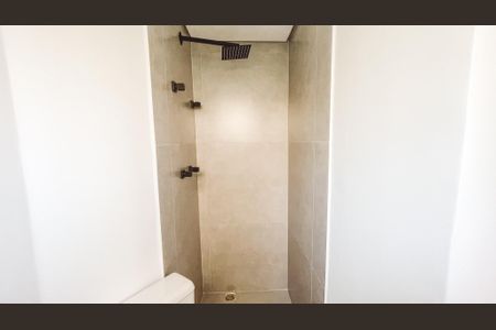 Apartamento à venda com 75m², 2 quartos e 1 vaga Apartamento à venda com 75m², 2 quartos e 1 vagaBanheiro da Suíte 2