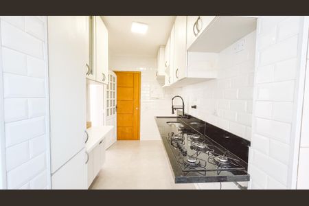 Apartamento à venda com 75m², 2 quartos e 1 vaga Apartamento à venda com 75m², 2 quartos e 1 vagaCozinha