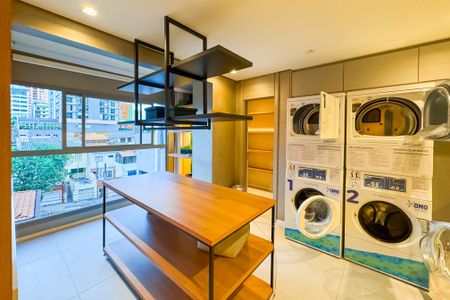 Studio à venda com 39m², 1 quarto e 1 vaga Studio à venda com 39m², 1 quarto e 1 vagaLavanderia