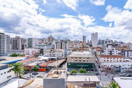Apartamento à venda com 64m², 2 quartos e 2 vagasSuíte 2