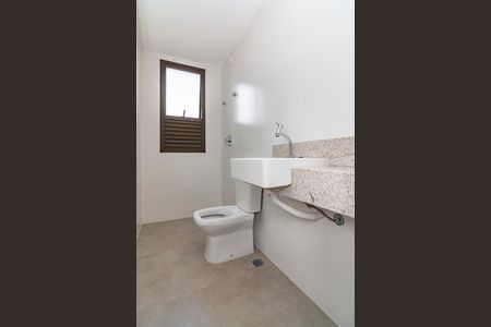 Apartamento à venda com 64m², 2 quartos e 2 vagasBanheiro da Suíte 2