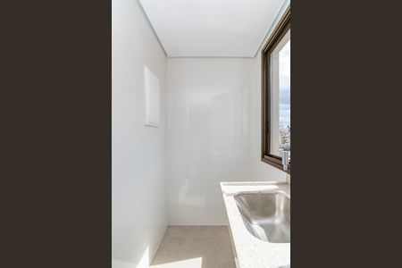 Apartamento à venda com 64m², 2 quartos e 2 vagasÁrea de Serviço