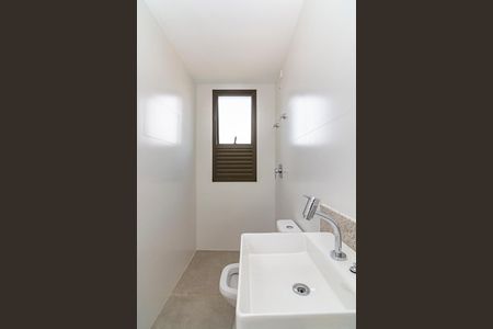 Apartamento à venda com 64m², 2 quartos e 2 vagasBanheiro da Suíte 2