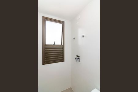 Apartamento à venda com 64m², 2 quartos e 2 vagasBanheiro da Suíte 2