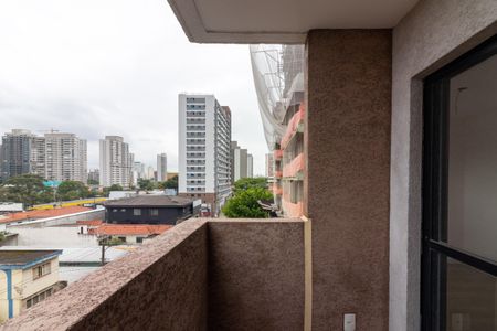 Studio à venda com 28m², 1 quarto e sem vagaSacada