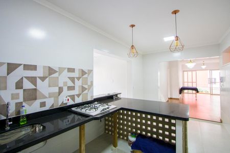 Apartamento à venda com 99m², 2 quartos e 1 vagaCozinha