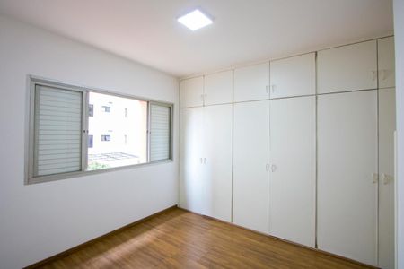 Apartamento à venda com 99m², 2 quartos e 1 vagaQuarto 1