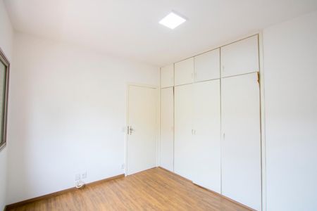 Apartamento à venda com 99m², 2 quartos e 1 vagaQuarto 2