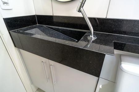 Apartamento para alugar com 59m², 2 quartos e 1 vaga Apartamento para alugar com 59m², 2 quartos e 1 vagaBanheiro da Suíte