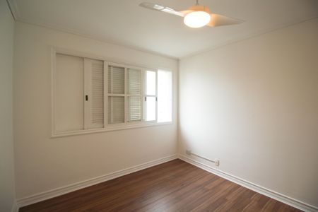 Apartamento para alugar com 128m², 3 quartos e 1 vagaSuíte