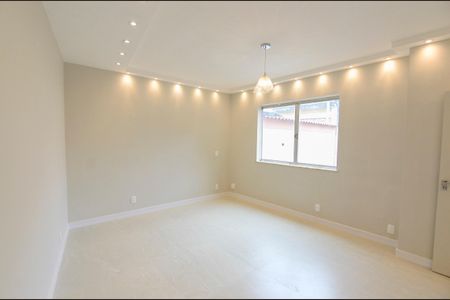 Casa à venda com 400m², 5 quartos e sem vagaSuíte