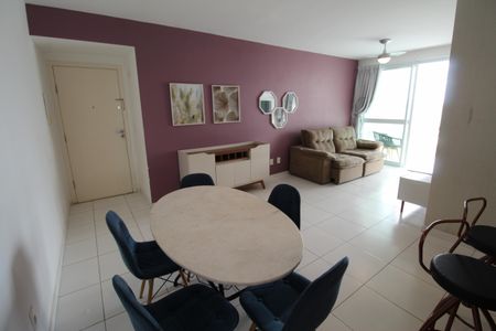 Apartamento para alugar com 82m², 2 quartos e 2 vagasSala