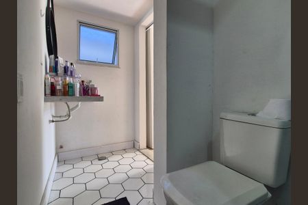 Apartamento à venda com 93m², 2 quartos e 1 vagaBanheiro suite 2
