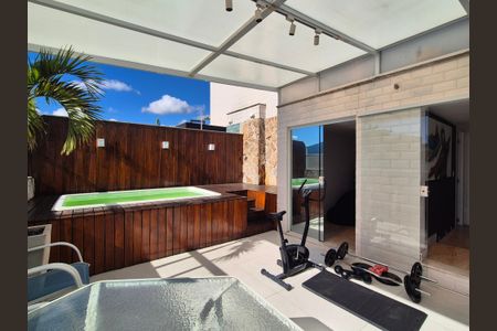 Apartamento à venda com 93m², 2 quartos e 1 vagaÁrea externa 