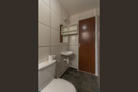 Apartamento à venda com 80m², 3 quartos e sem vaga Apartamento à venda com 80m², 3 quartos e sem vagaBanheiro Social