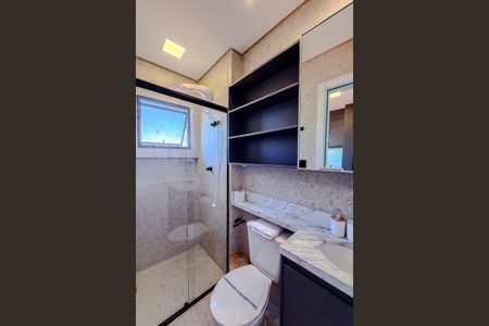 Banheiro de kitnet/studio para alugar com 1 quarto, 36m² em Vila Monumento, São Paulo