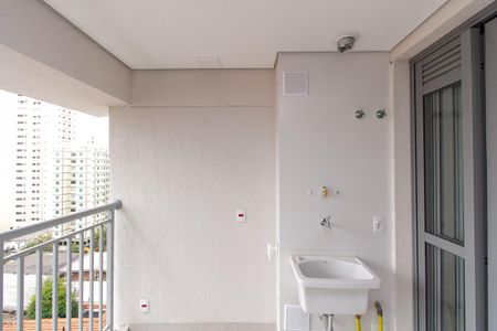 Apartamento à venda com 73m², 2 quartos e 1 vagaÁrea de Serviço