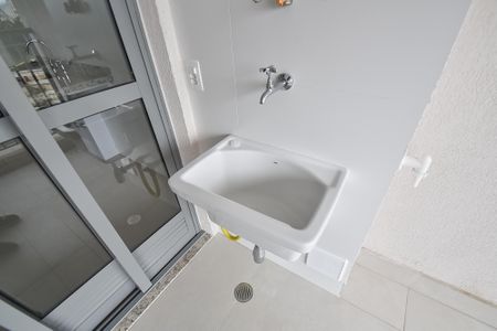 Apartamento à venda com 73m², 2 quartos e 1 vagaVaranda