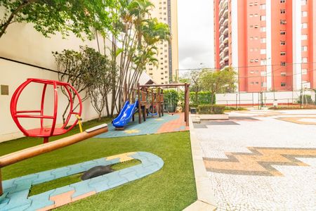 Apartamento à venda com 102m², 4 quartos e 2 vagas